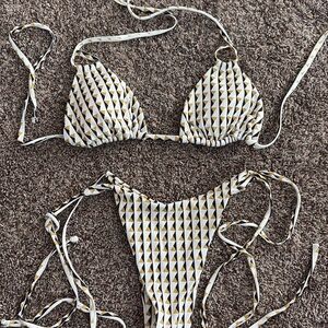 Geometric Print Triangle Bikini